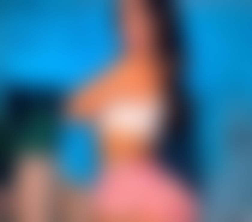 Escorts Leicestershire Leicester - Photos for 🔞Bombshell Party🥂Strap-on lovers?Domination ALEVEL💦