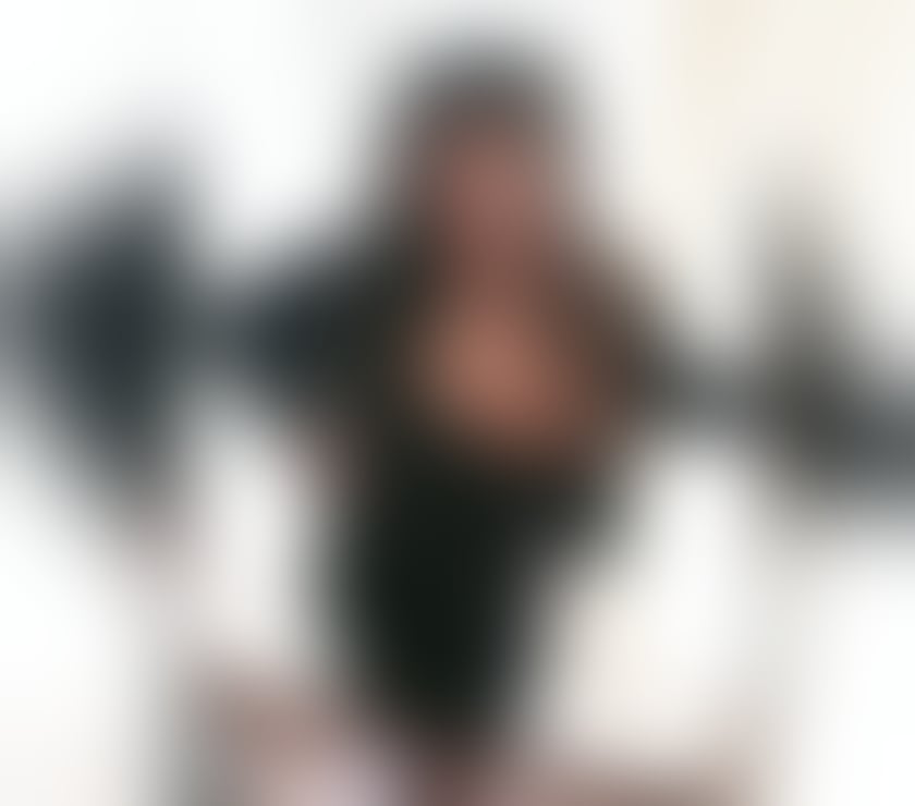 Escorts East London West Ham - East London - Photos for SUZEE SOUTH INDIAN CHUBBY GIRL NEW IN TOWN 🇮🇳