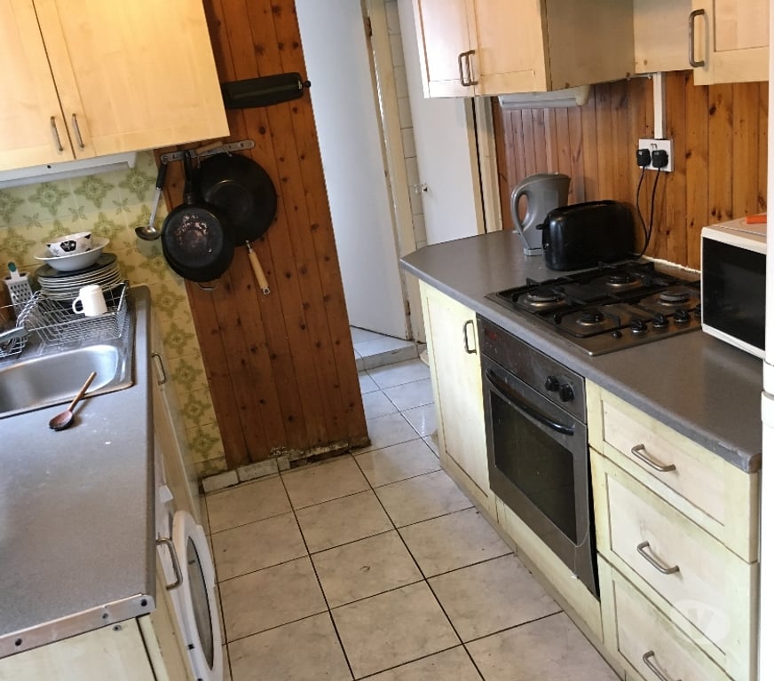room to let East London Forest Gate - East London - Photos for en-suited double room to let @ E7 9ET available now !