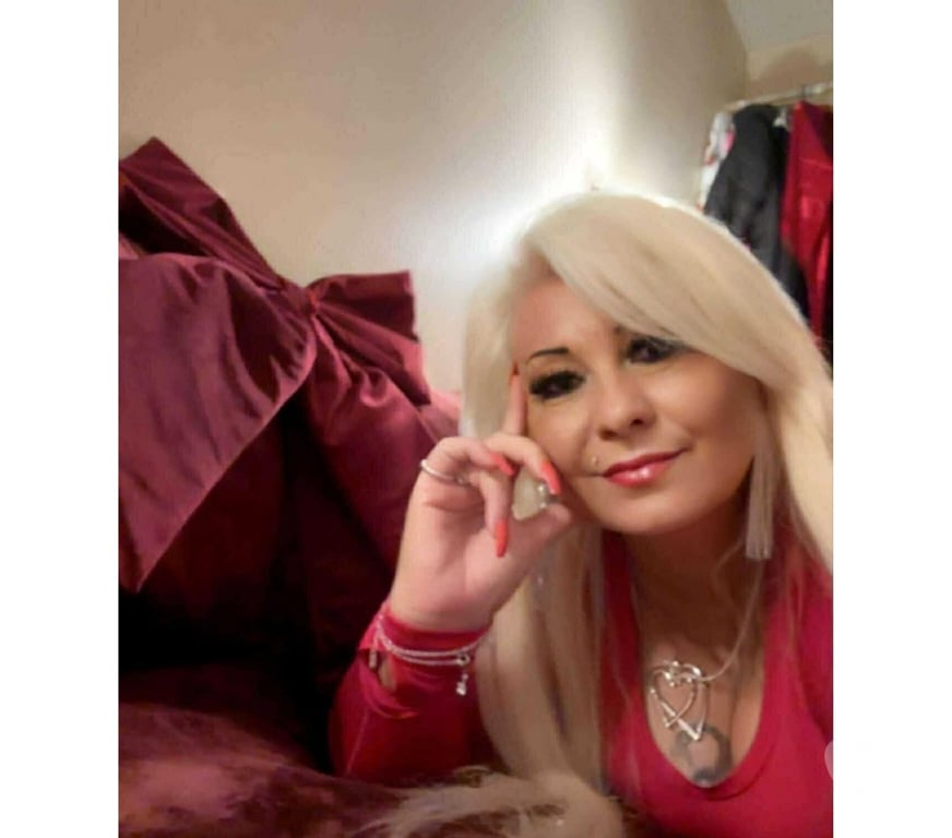 Escorts Barking and Dagenham Rush Green - Barking and Dagenham - Photos for Amanda Horny Milf big natural boob's gfe RELAX massage