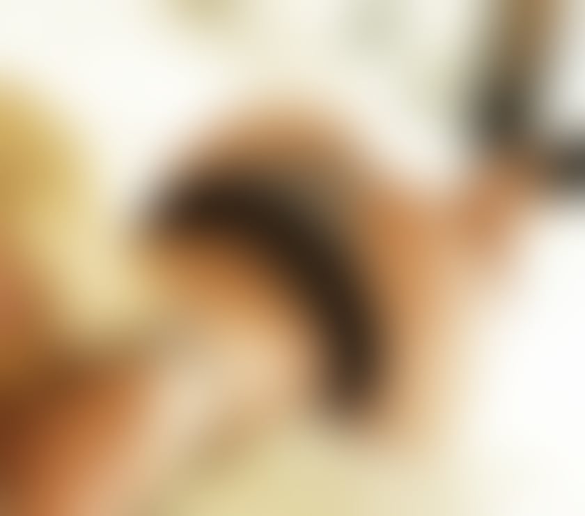 Escorts West London Acton Central Station - West London - Photos for NEW BRAZILIAN BLOND HOT P@ARTY