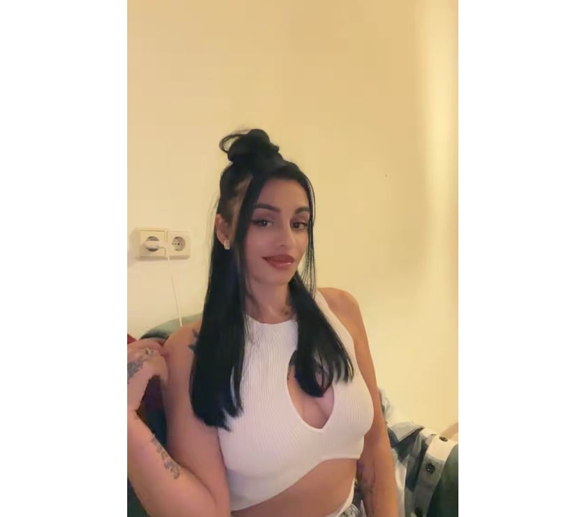 Escorts Sparkhill Birmingham - Photos for Hello, my name is Raisa, I'm 27 and I can't wait to meet you