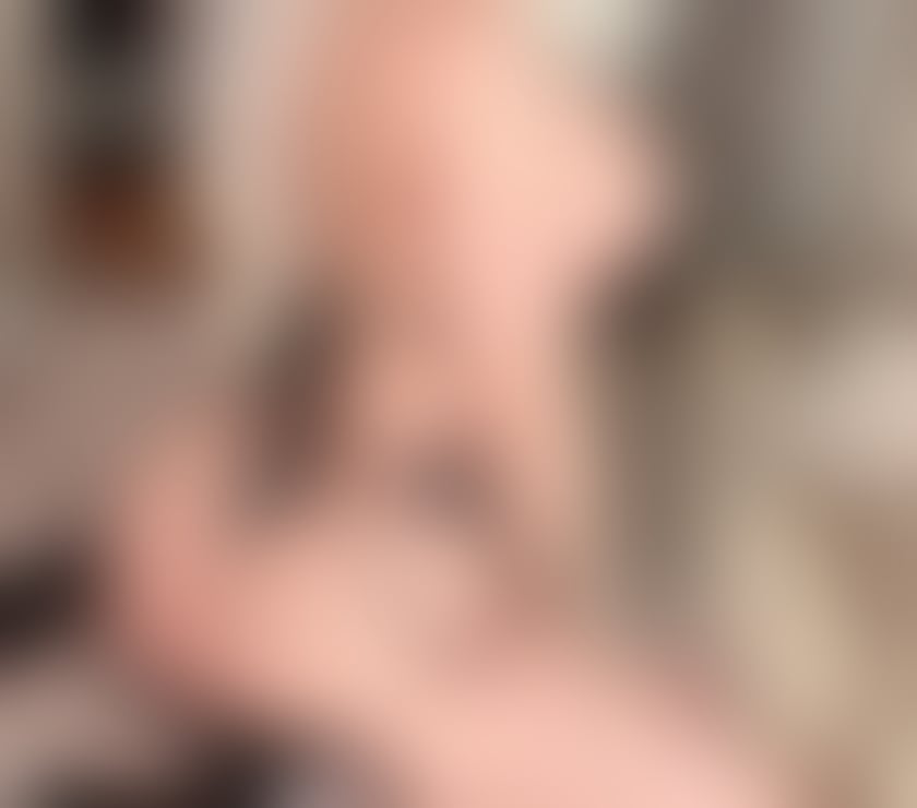 Escorts East London East Ham - East London - Photos for PARTY MILF IN TOWN FIRST TIME IN BARKING 🤩