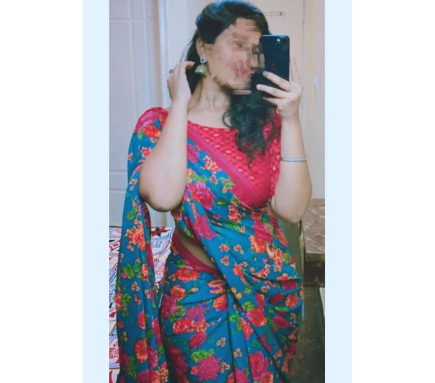 Escorts East London West Ham - East London - Photos for INDIAN TAMIL GIRL RITA NEW IN TOWN