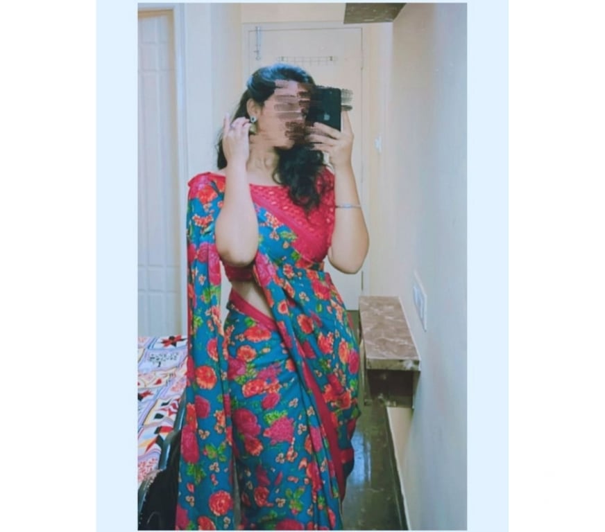 Escorts East London West Ham - East London - Photos for INDIAN TAMIL GIRL RITA NEW IN TOWN