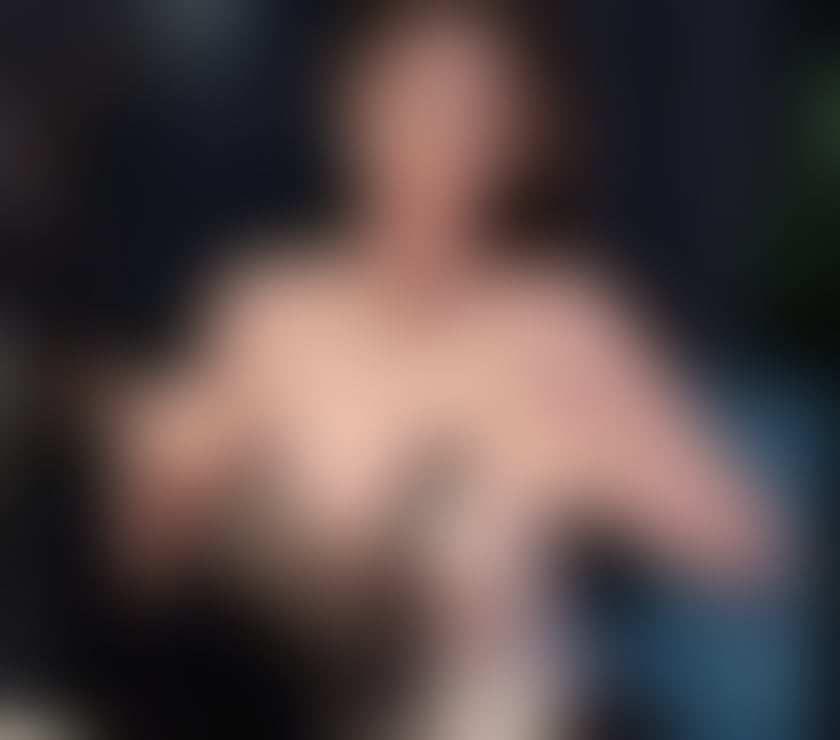 Escorts Staffordshire Stoke-on-Trent - Photos for Asian escort good service