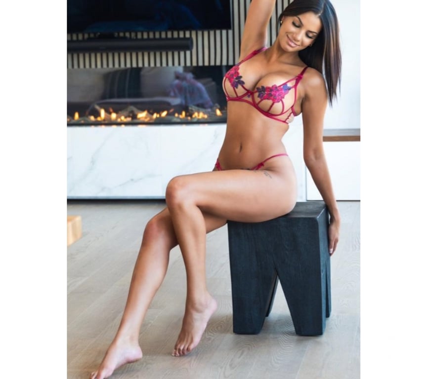 Escorts South East London Hither Green - South East London - Photos for 💦💛Girlfriend Experience Full Service no Rush💦💛