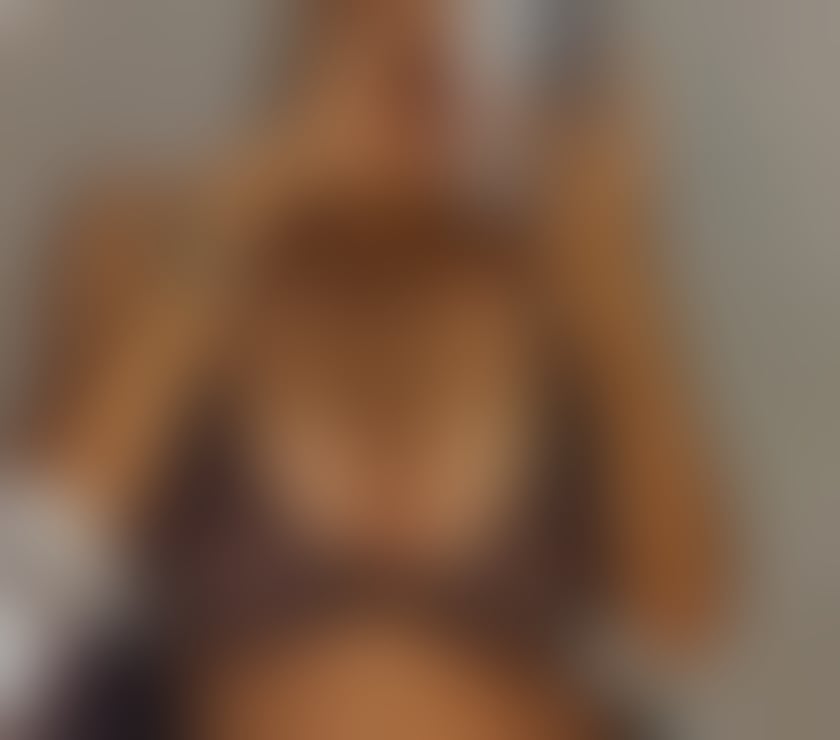 Escorts West Yorkshire Bradford - Photos for SEXY BUSTY POLISH JULIA