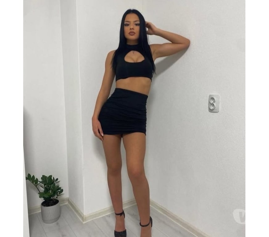 Escorts West London Hillingdon - Photos for HI IM ERYKA FROM HUNGARY!!NEW IN TOWN NO RUSH