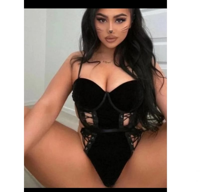 Escorts Gloucestershire Gloucester - Photos for Hi im AMIRA💋new here💯 good party🥂🤍