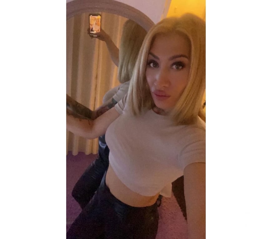 Escorts South Yorkshire Sheffield - Photos for Sheffield Dore Dronfield Totley party lady outcall