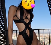 Hi im larissa new party girl in outcall 🔥🥂🍒🍾🥂
