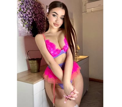  Escorts & Erotic Massage Middlesbrough Town Centre Middlesbrough - Photos for 🔥 HOT BRUNETTE, CLASSY,🍑 PASSIONATE AND TEMPTING 🫦