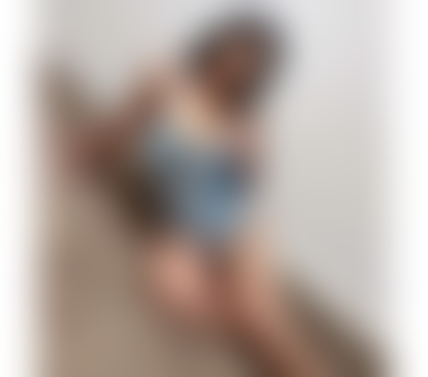 Escorts South East London Catford - South East London - Photos for Hi, I'm Ana, I'm 25 years old, brunette with curves..