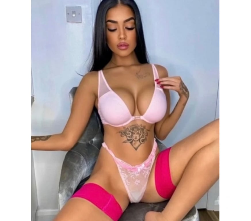 Escorts Surrey Woking - Photos for ❤️KIM NEW PARTY GIRL TOP SERVICE😍