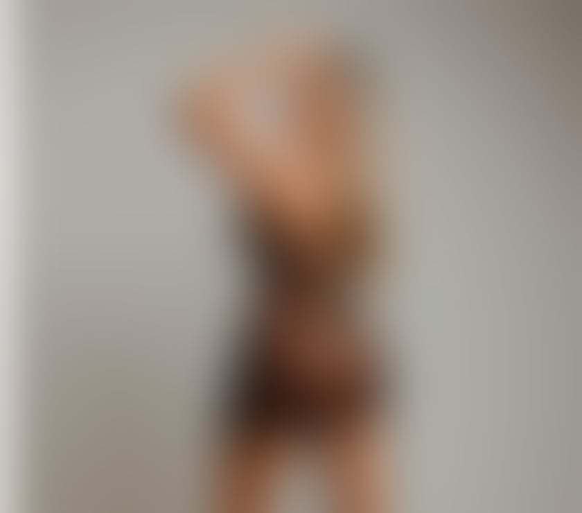Escorts East London Canary Wharf - DLR Station - East London - Photos for Bela Sexy 🔥Outcall Only📞Let’s Party❤️