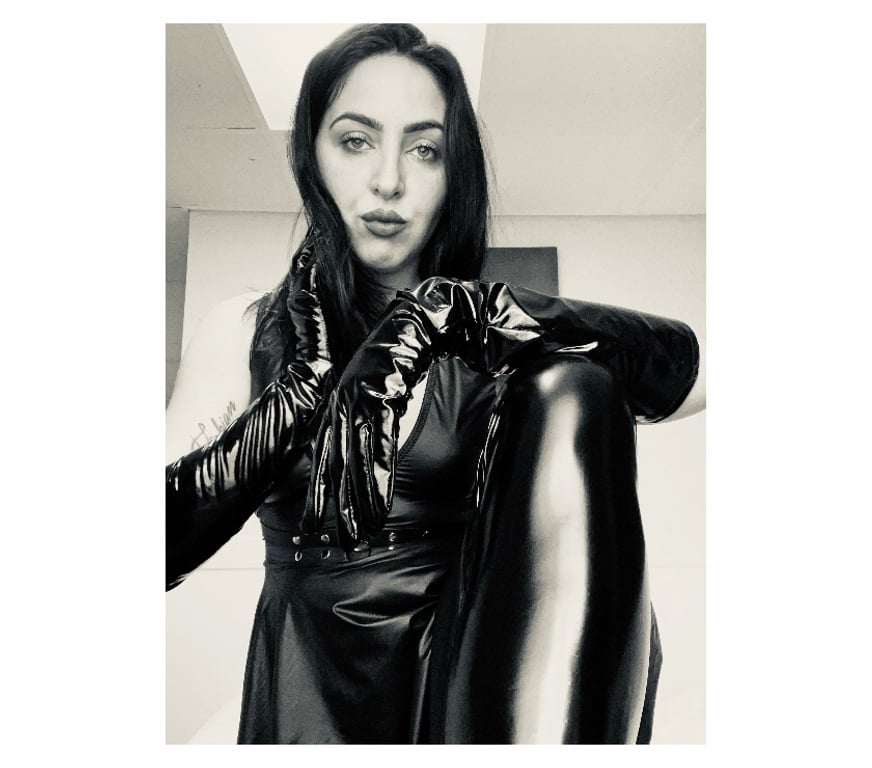 Escorts Lancashire Blackburn with Darwen - Photos for Miss Maria! Toys & Latex!