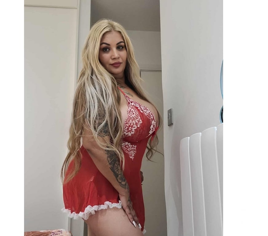 Escorts West London Hillingdon - Photos for BELLA 2 GIRLS SERVICE AND OWO INCLUDING