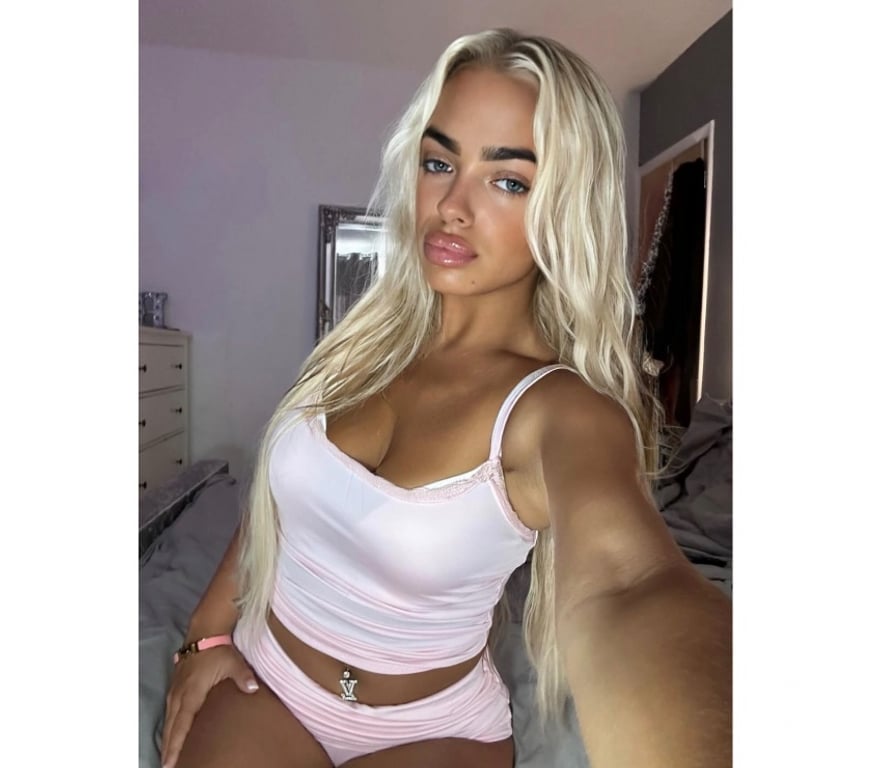 Escorts Tyne and Wear Newcastle upon Tyne - Photos for 👅 NAUGHTY AND HOT BLONDE🥵🫦PARTY👅