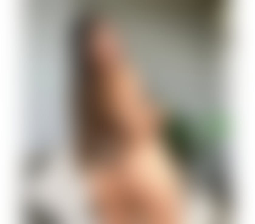 Escorts South East London Woolwich - South East London - Photos for Sexy party Girl 💦 Emelia 💯
