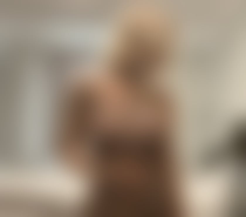 Escorts Hertfordshire Watford - Photos for Queen Constance
