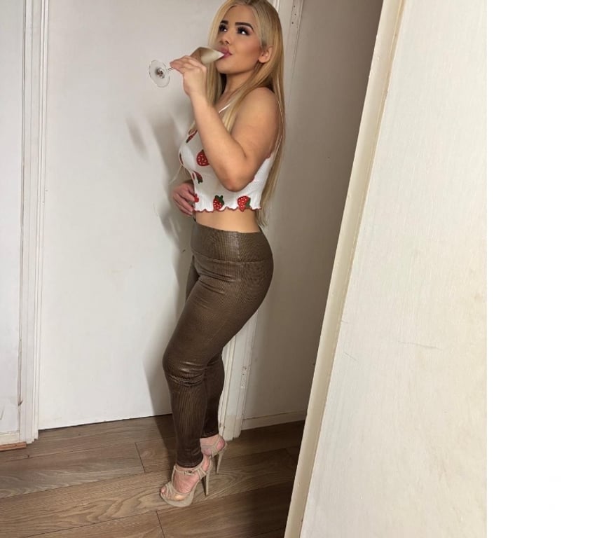 Escorts South East London Bromley - Photos for 🔝Mia Brazilian🇧🇷full service💃party no rush🔝