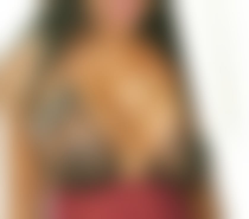 Escorts Belfast Belfast City Centre (South) - Belfast - Photos for New super busty north American girl in Belfast. Ox