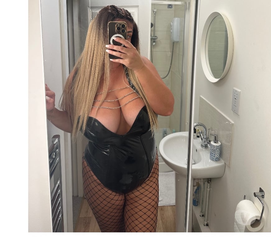 Escorts Kent Canterbury - Photos for Selena 🔥Hot Blonde 🔥Party🫦🥂