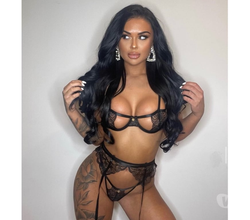 Escorts West Sussex Crawley - Photos for OUTCALL BEST TIME ❤️❗️BELLA NEW IN YOUR TOWN