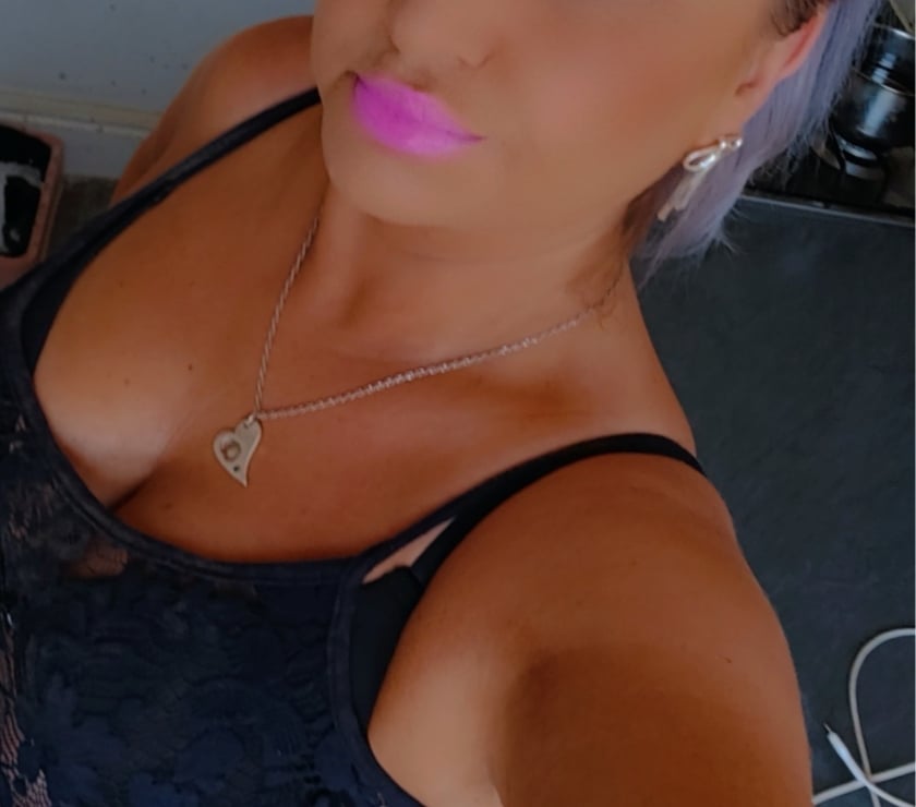 Escorts Doncaster City Centre Doncaster - Photos for English local mature woman