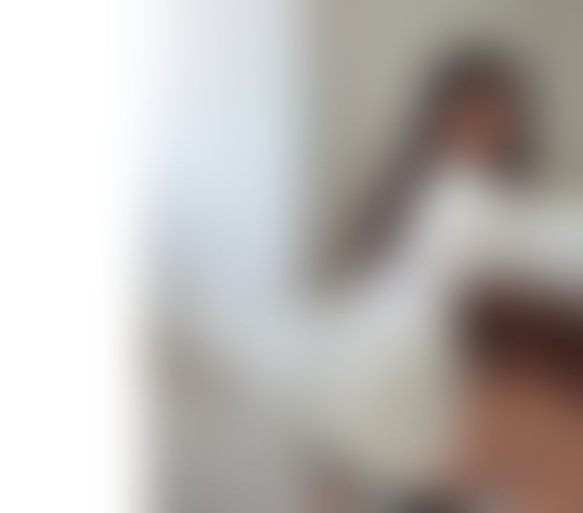 Escorts West London Hillingdon - Photos for LAURA🍎BOOTY🌈QUEEN OF PARTY🌈FIRST TINE IN UK💋