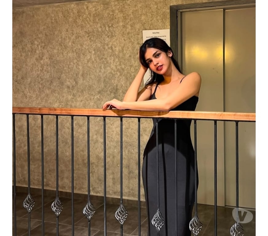Escorts South West London Richmond upon Thames - Photos for Student Girl Available for fun and party