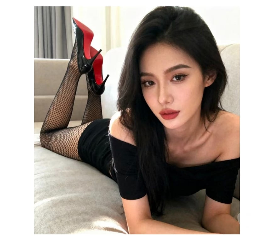 Escorts Greater Manchester Wigan - Photos for HOT Asian Girls