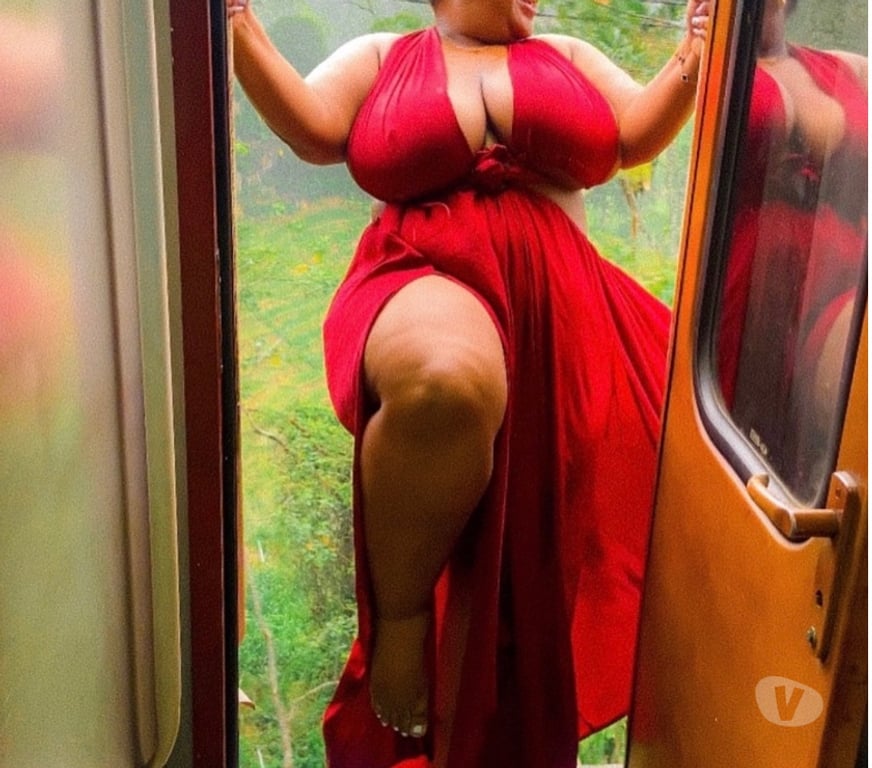 Escorts West Yorkshire Kirklees - Photos for Busty Girl In A Van (meet in my van)