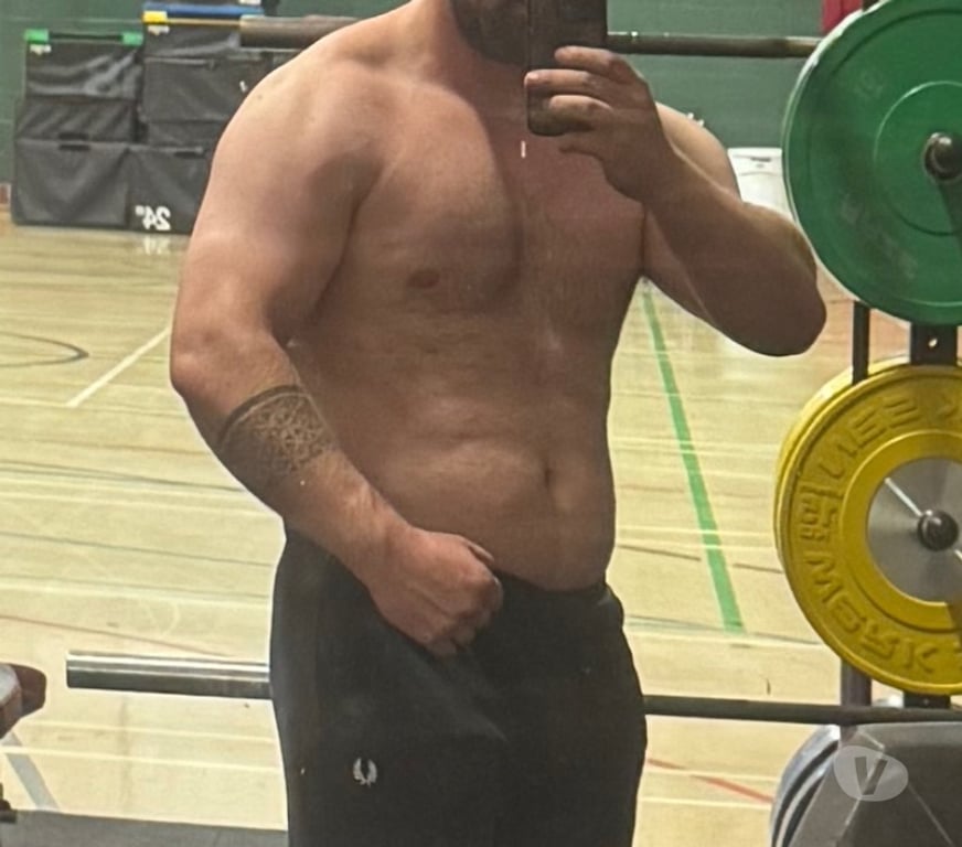  Gay massage Wiltshire Swindon - Photos for James gay guy I’m 30