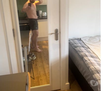 Gay Escorts Swindon Town Centre Swindon - Photos for James gay guy I’m 30