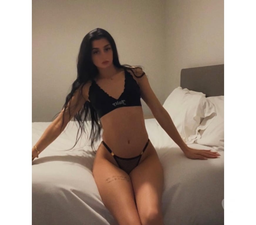 Escorts Barking and Dagenham Barking - Barking and Dagenham - Photos for ⚜️Petite Ecaterina⚜️Your Mistress 🔥Party Girl🥂