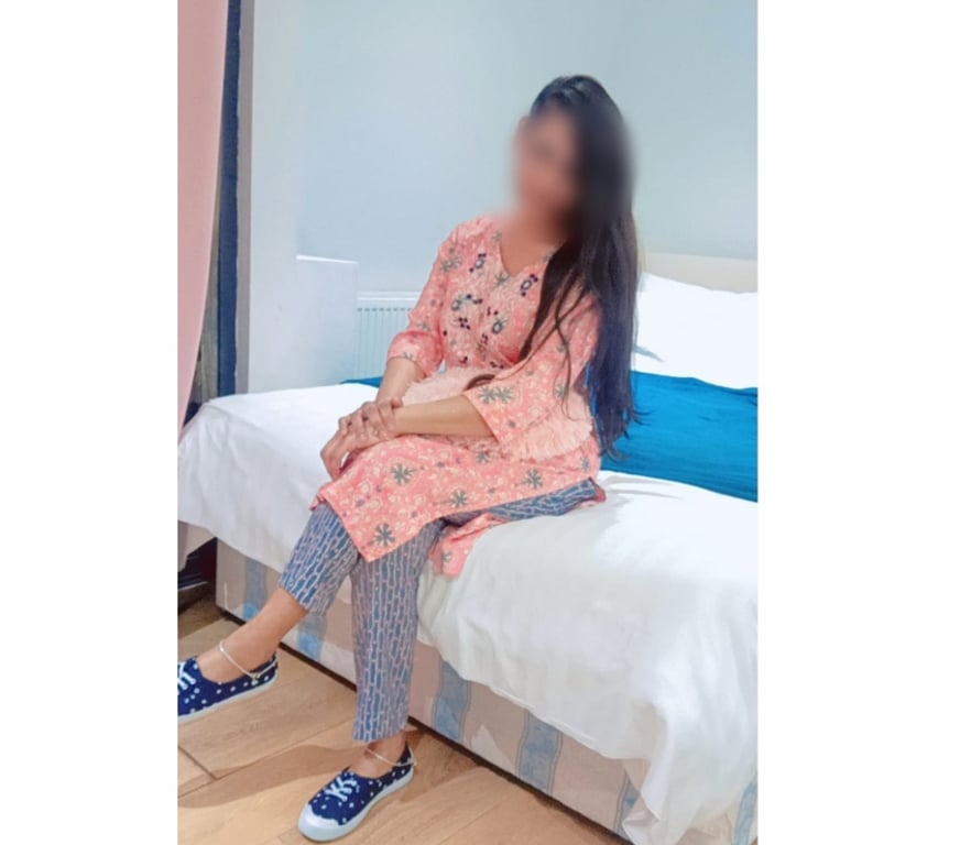 Escorts East London Redbridge - Photos for Aashanna New Nepali Tamil Indian Girl in Ilford