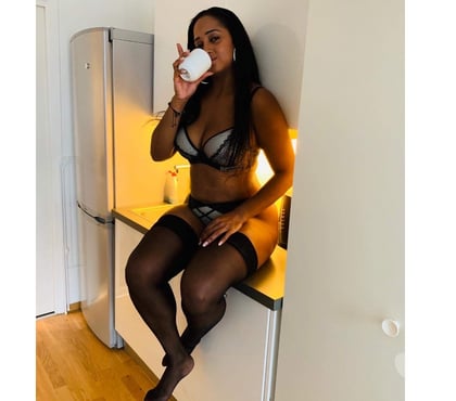 Escorts and Massages Bow East London - Photos for Nikki 😍💦 🇧🇷 Sexiest Party Time🥳👅🍭