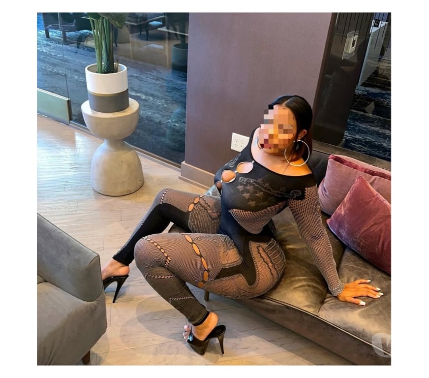 Escorts East London Stratford - East London - Photos for ๐๐๐ฅSEXY BIG ๐๐๐AVAILABLE NOW๐ฅ