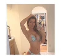 Laura | Blond Girl (Brazilian) extras