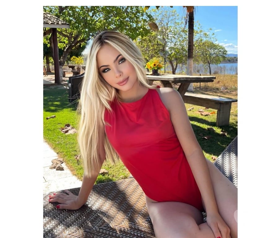 Escorts North West London Neasden - North West London - Photos for 🍾🔞😈CAN YOU HANDLE IT? 😈🔞🍾