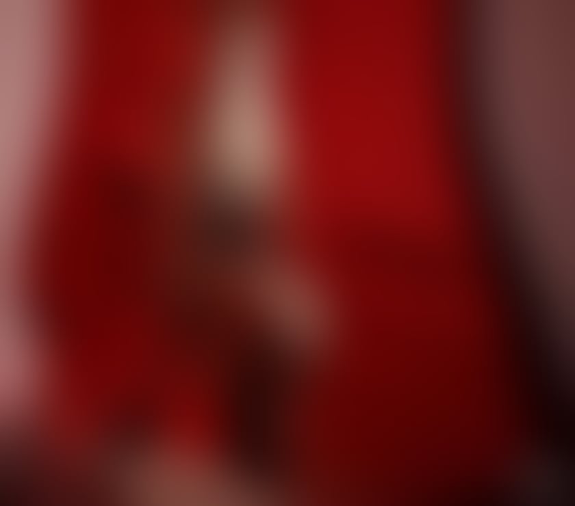New in town sexy blonde Yasmin Latino party 🔥🥂