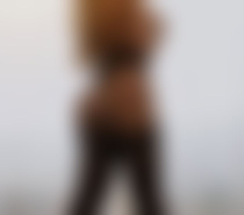 Escorts South West London Battersea - South West London - Photos for NEW IN TOWN - YASMIN