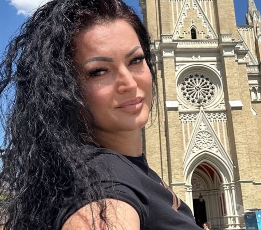 Escorts West Midlands Walsall - Photos for Lorena full service owo include price and kiss gfe call