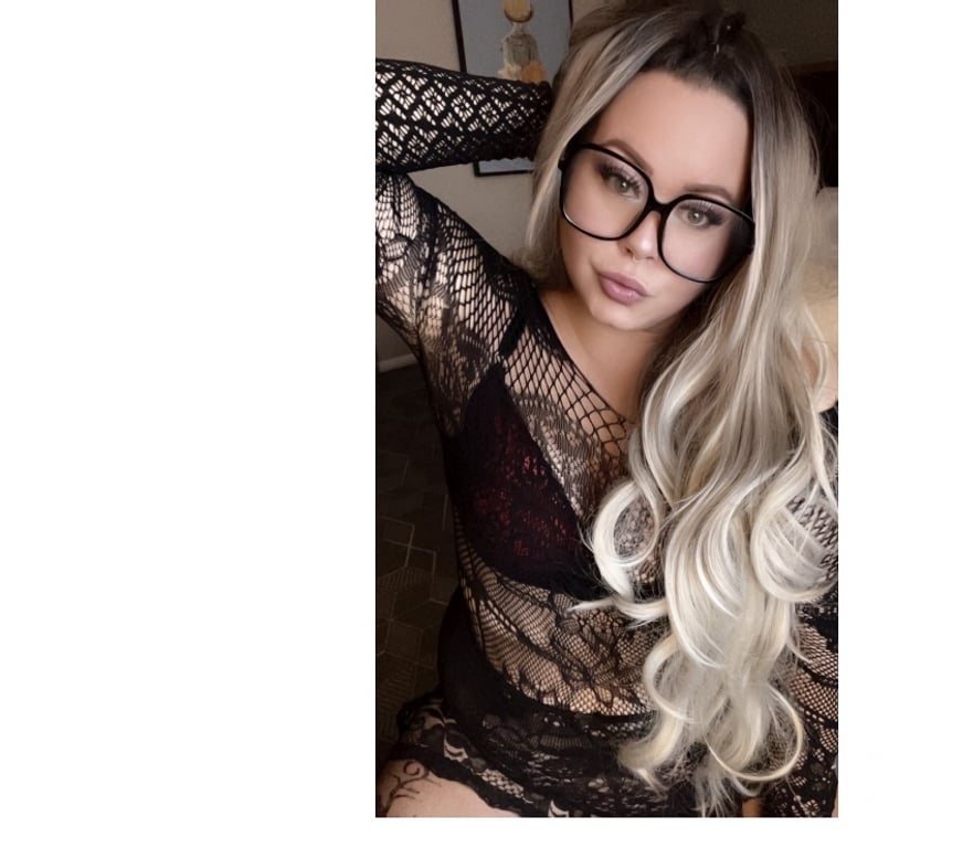 Escorts Cambridgeshire Huntingdonshire - Photos for Genuine English escort natural curvy 38EE BBW PAWG