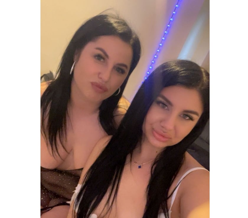 Escort Motherwell North Lanarkshire - Photos for 100% Duo LATINA Girls♥️Best Service