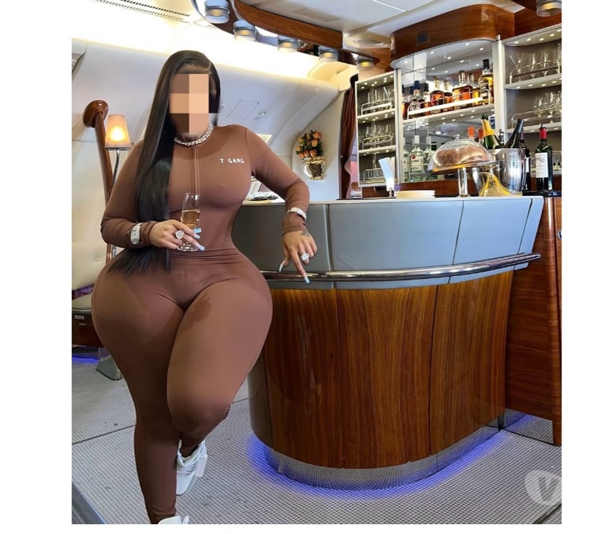 Escorts East London Redbridge - Photos for 🍭Sweet chocolate new in town”🍫