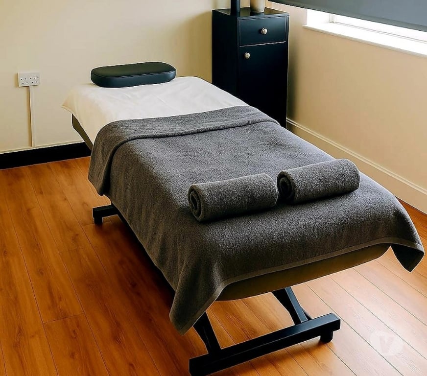 Full body massage Buckinghamshire Milton Keynes - Photos for Therapeutic Massage by a Certified Male Therapist
