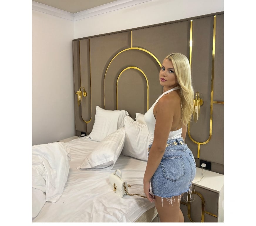 Escorts Wrexham - Wales Wrexham City Centre - Wrexham - Photos for Sweet, Elegant, Just arrived in Town